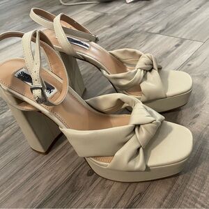 Steve Madden Beige Knotted Platform Heels